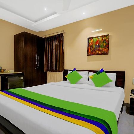 Treebo Trend Strawberry Inn Venna Lake Mahabaleshwar Exterior photo