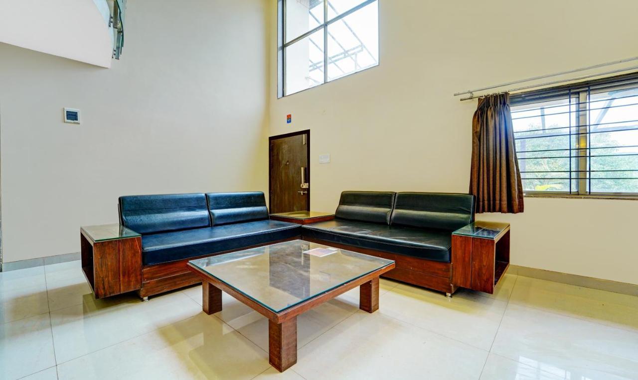 Treebo Trend Strawberry Inn Venna Lake Mahabaleshwar Exterior photo