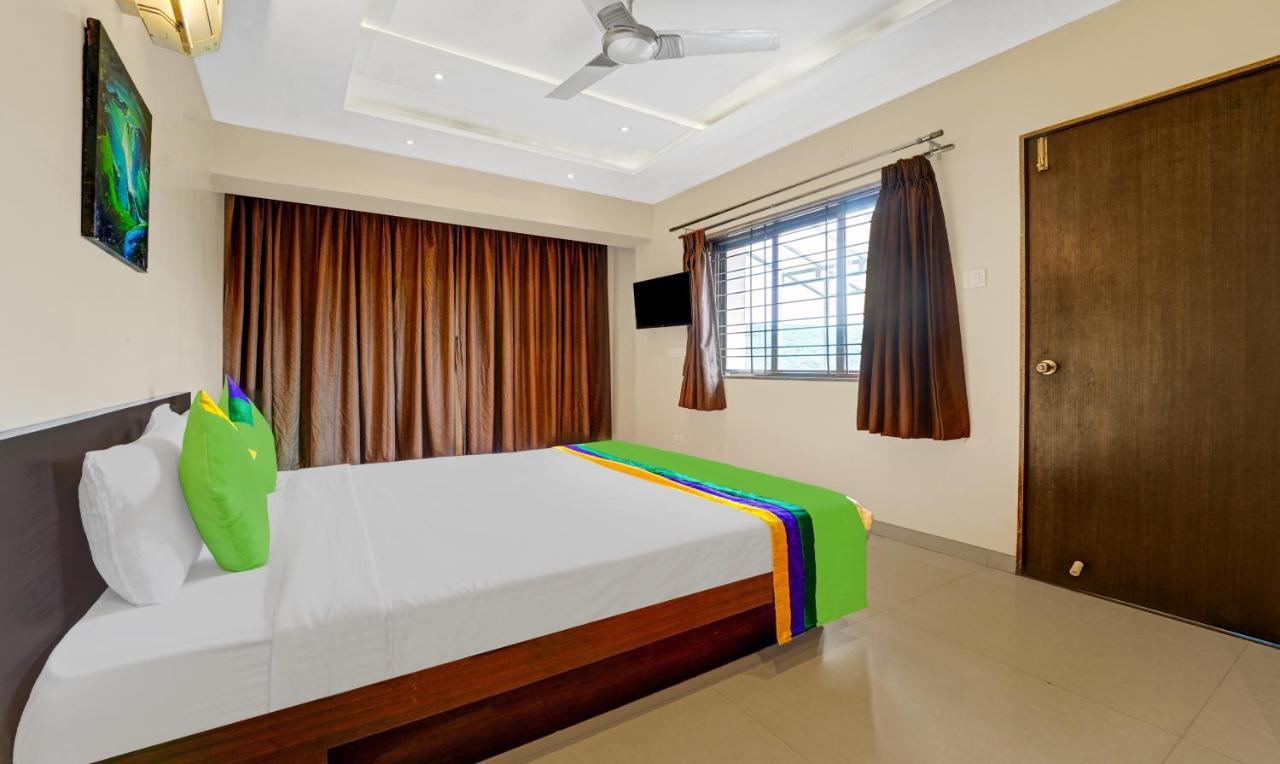 Treebo Trend Strawberry Inn Venna Lake Mahabaleshwar Exterior photo