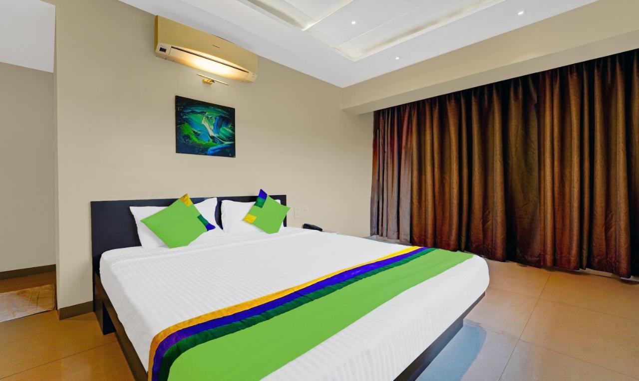 Treebo Trend Strawberry Inn Venna Lake Mahabaleshwar Exterior photo