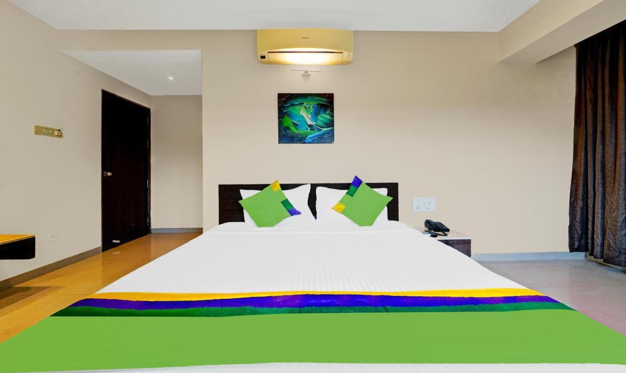 Treebo Trend Strawberry Inn Venna Lake Mahabaleshwar Exterior photo