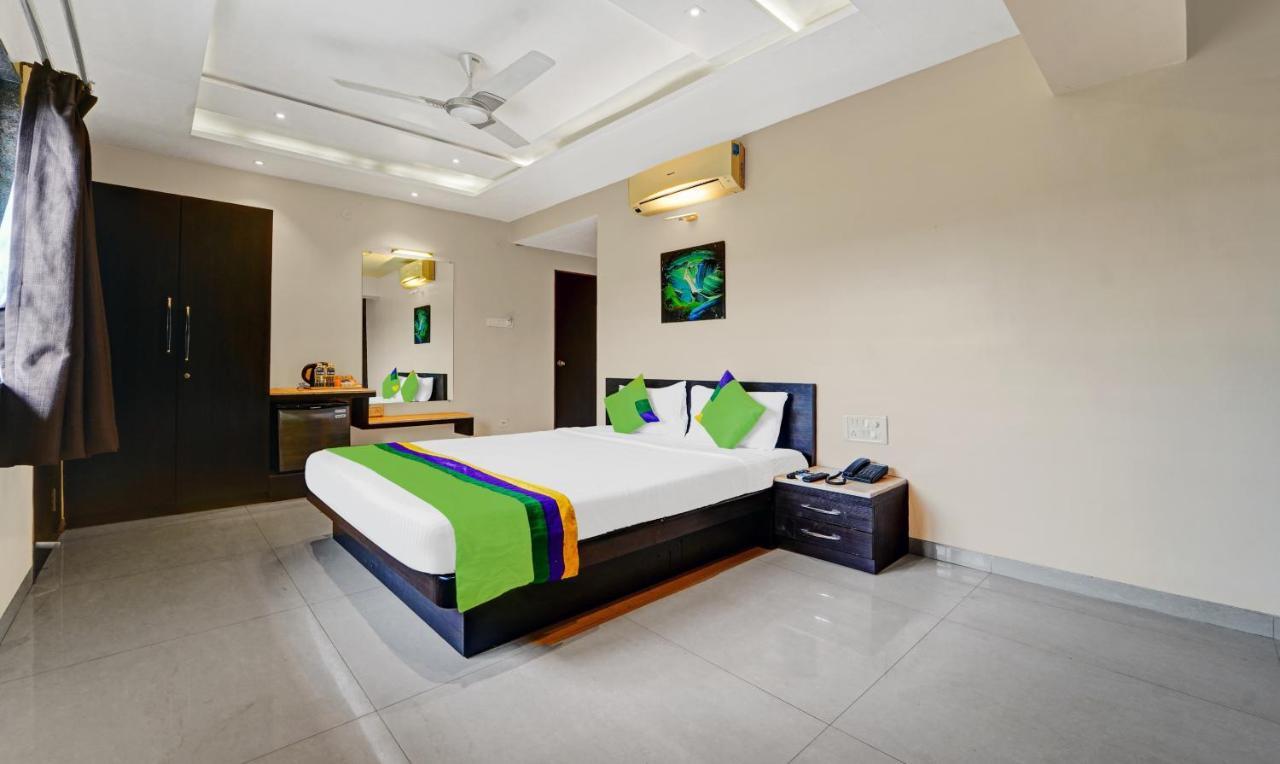Treebo Trend Strawberry Inn Venna Lake Mahabaleshwar Exterior photo